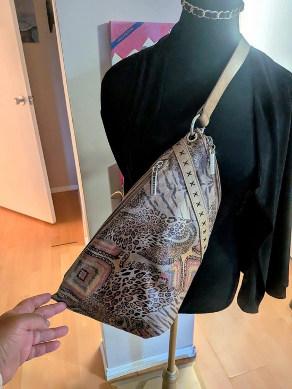 VTG Joanel Genuine Leather & Tapestry Patchwork Sling Crossbody Bag Safari Y2K